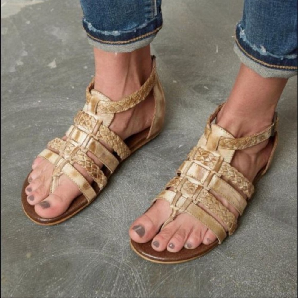 Roan Kaliope Leather Gladiator Sandals size 7